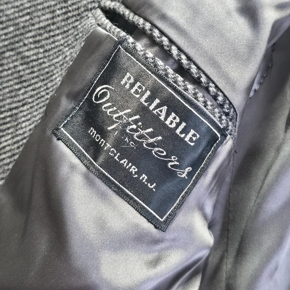 Men's Gray Overcoat‎ Tailored by Burleigh Size 38
